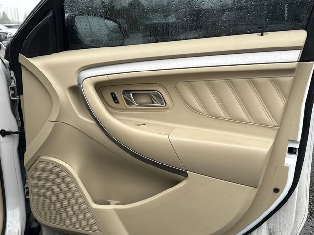 Used 2014 Ford Taurus SEL w/ Equipment Group 201A image 22