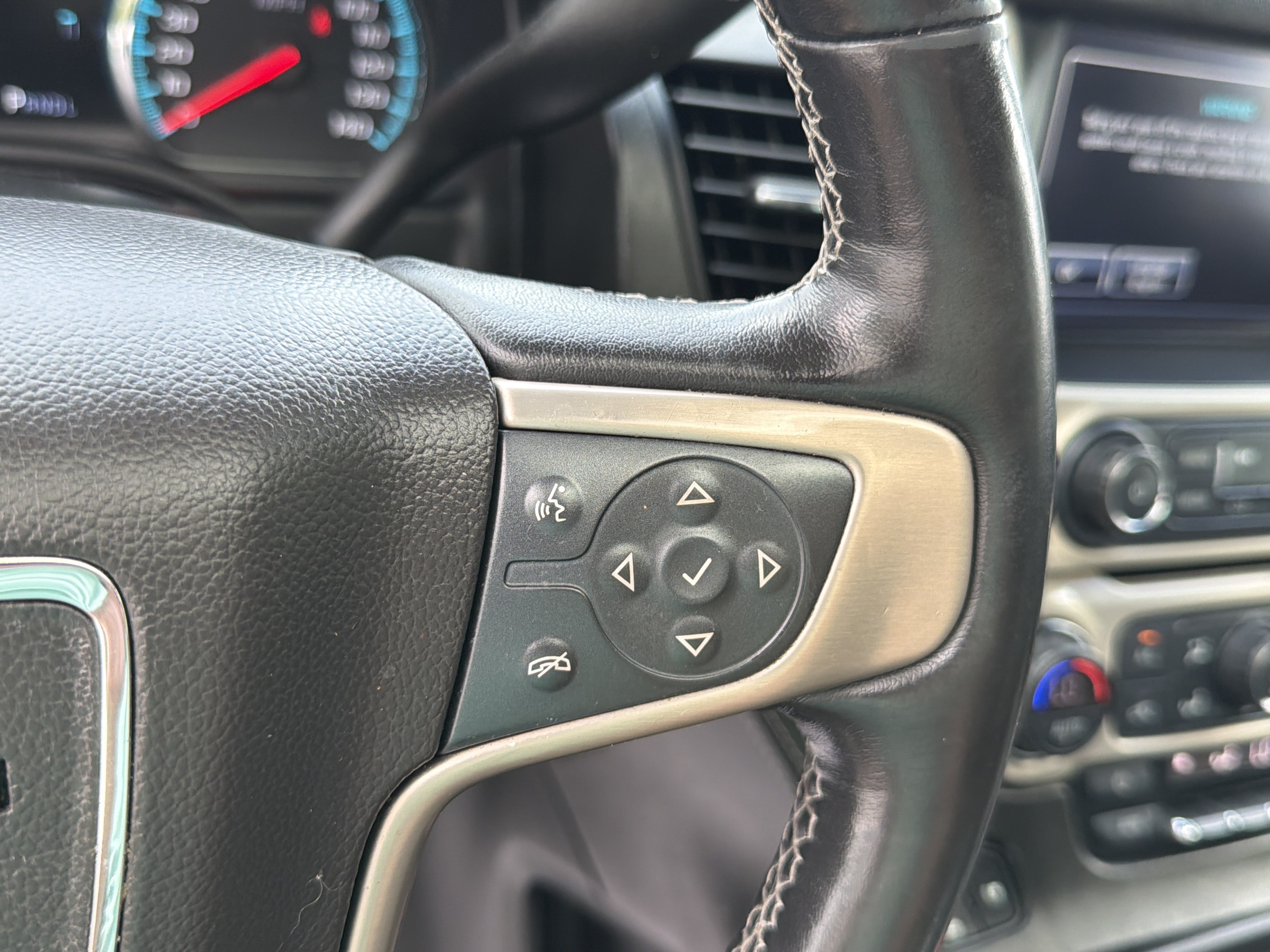 Used 2019 GMC Yukon XL Denali AWD/4WD image 19