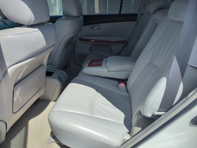 Used 2004 Lexus RX 330 image 24