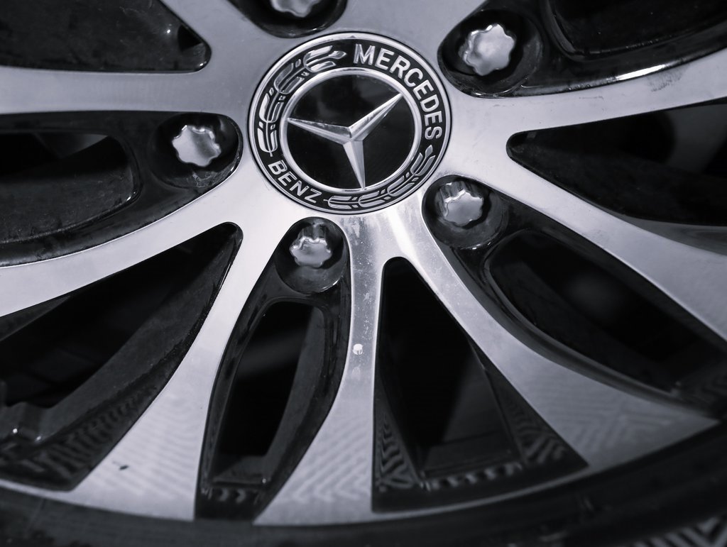 Used 2025 Mercedes-Benz GLE 350 4MATIC image 8