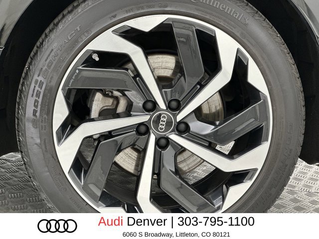 Certified 2024 Audi Q8 e-tron Premium Plus w/ Premium Plus Package AWD/4WD image 11
