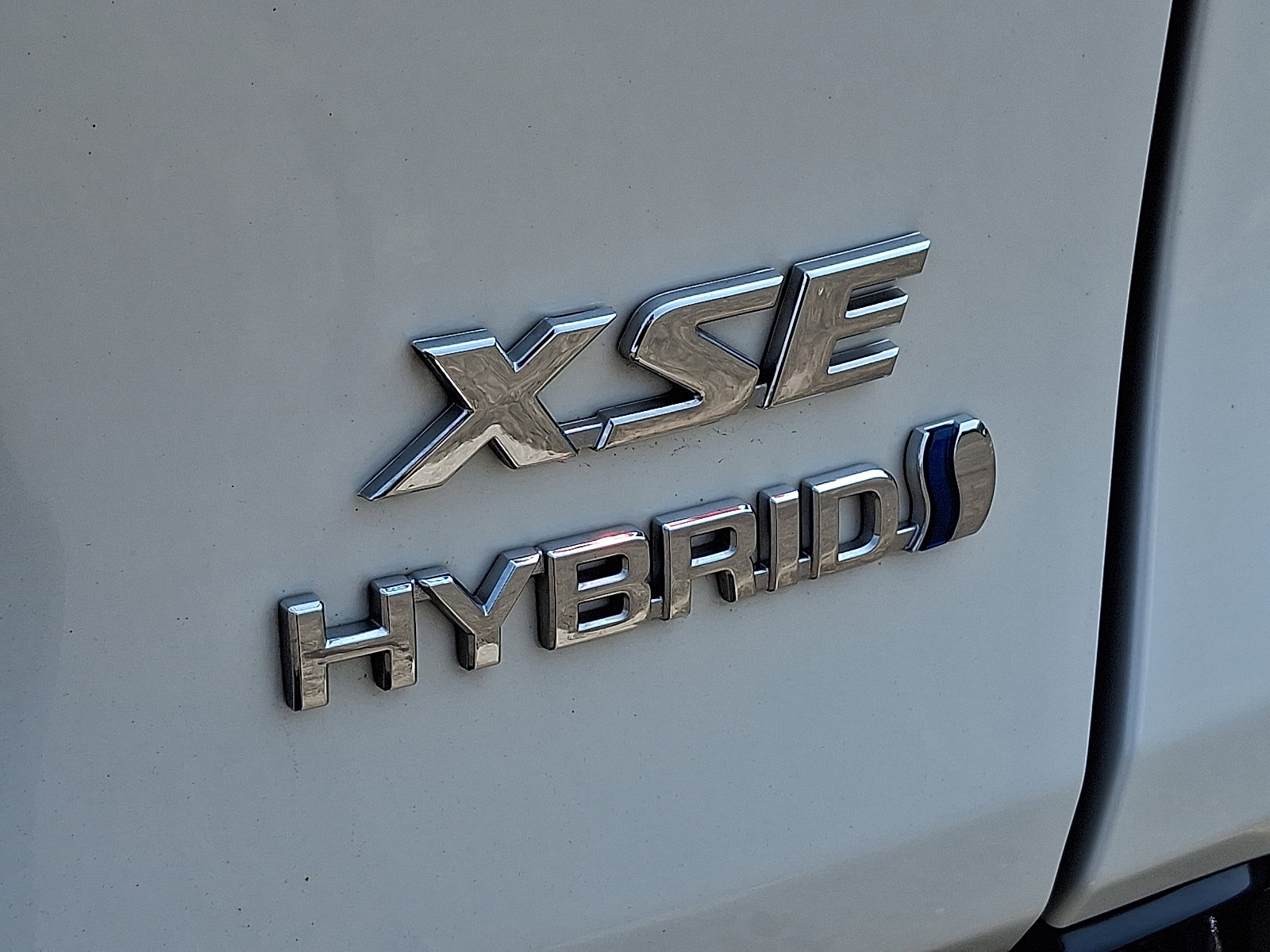 Certified 2020 Toyota RAV4 XSE w/ Carpet Mat Package image 30