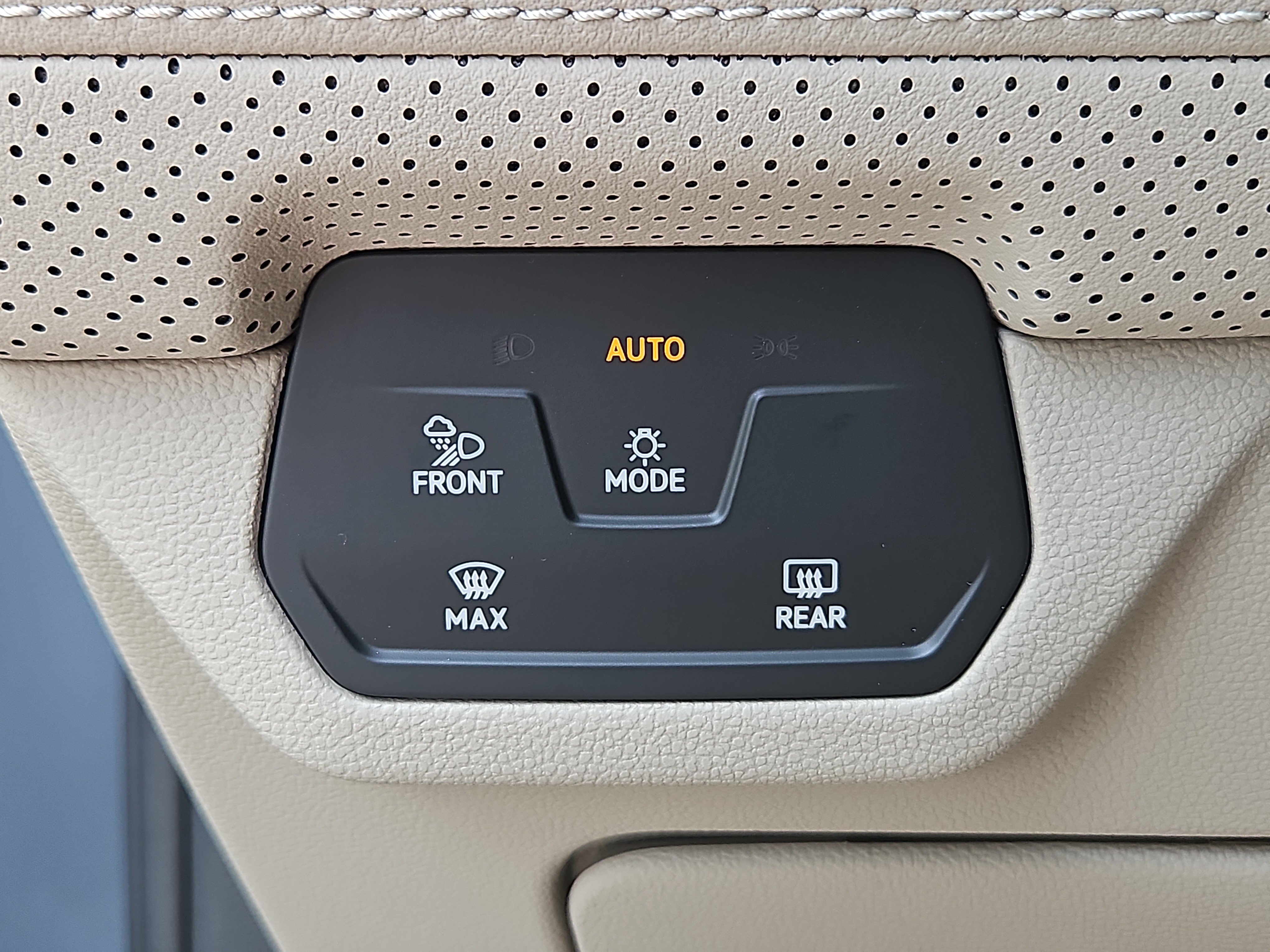 New 2026 Volkswagen Atlas SE AWD/4WD image 9