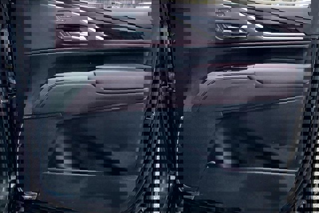 Used 2023 Cadillac Escalade Sport Platinum w/ LPO, ONYX Package image 24