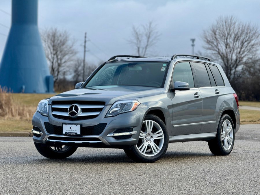 Used 2015 Mercedes-Benz GLK 350 4MATIC image 2