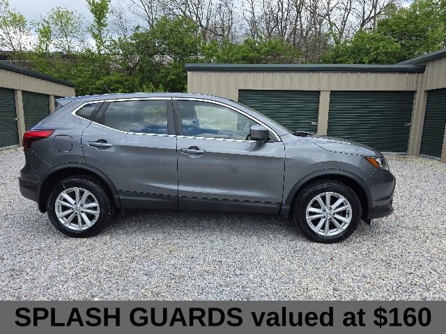 Used 2018 Nissan Rogue Sport S w/ S Appearance Package AWD/4WD image 6