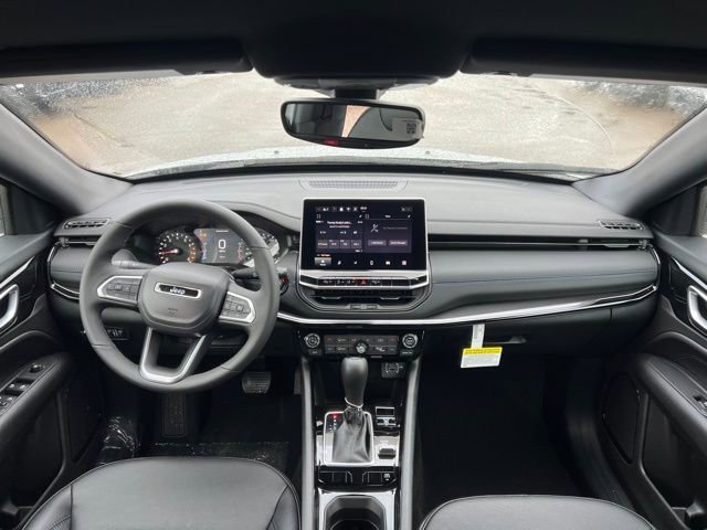 Used 2026 Jeep Compass Limited image 9