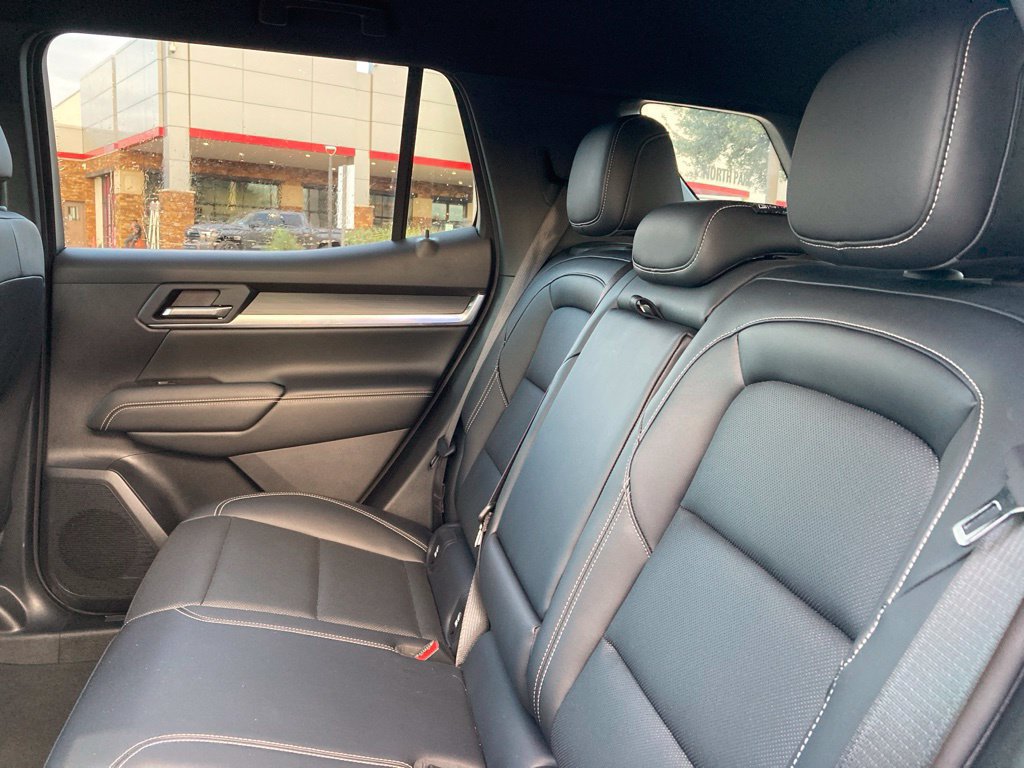 Used 2026 GMC Terrain Elevation w/ Elevation Premium Package AWD/4WD image 11