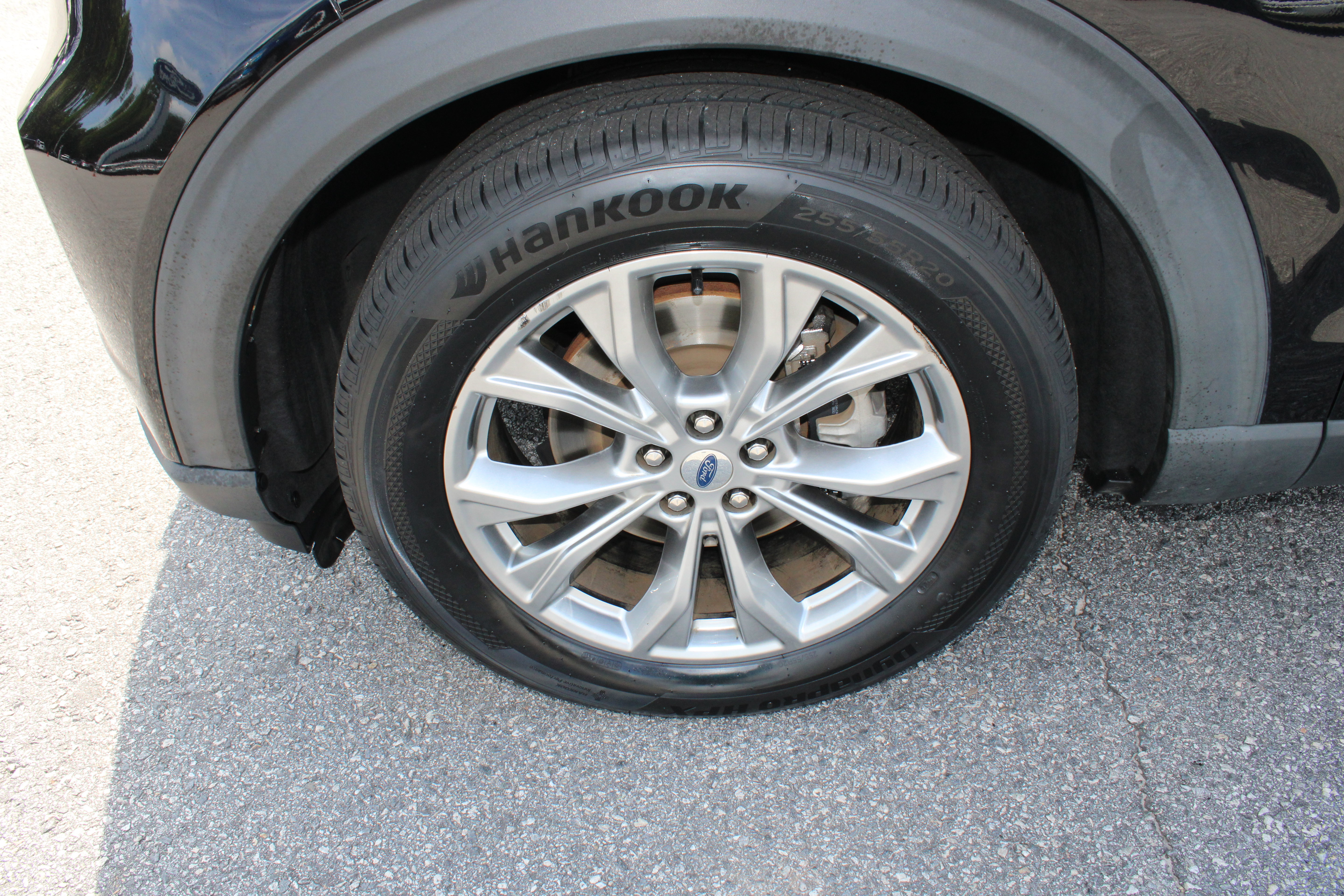 Used 2021 Ford Explorer Limited w/ Equipment Group 301A RWD image 10