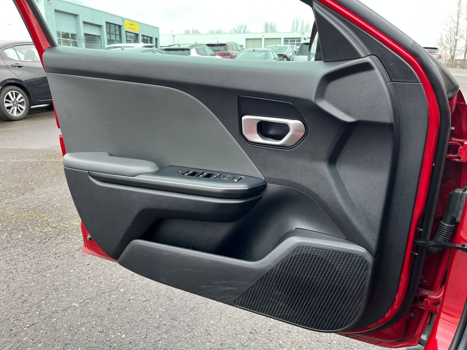 Used 2025 Kia K4 LXS image 18