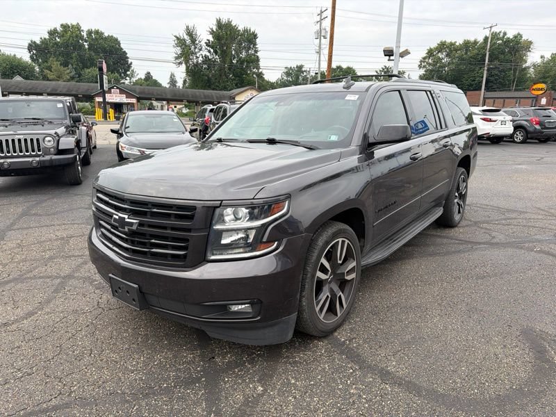 Used 2018 Chevrolet Suburban Premier w/ RST Edition AWD/4WD image 3