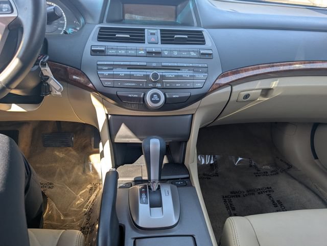 Used 2011 Honda Accord EX-L image 12