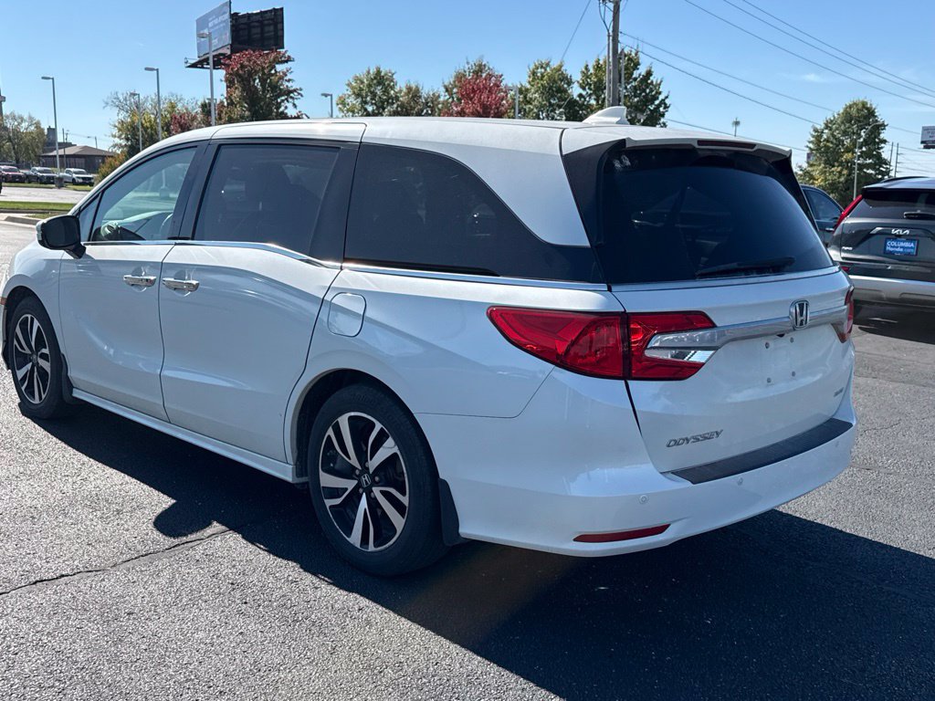 Used 2019 Honda Odyssey Elite image 2