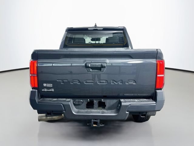 Used 2026 Toyota Tacoma SR5 AWD/4WD image 5