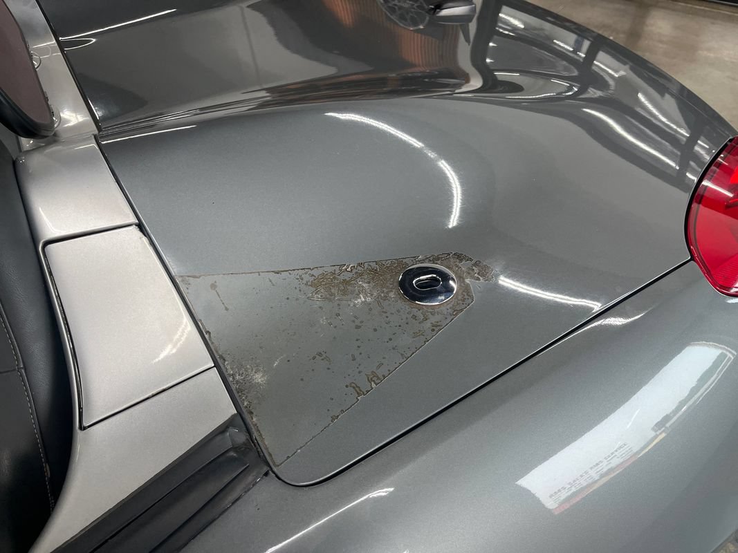 Used 2007 Pontiac Solstice Convertible w/ Premium Package RWD image 33