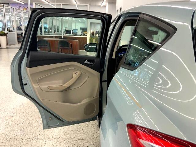 Used 2013 Ford C-MAX SE image 29