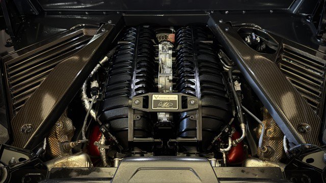 Used 2024 Chevrolet Corvette Z06 w/ Z07 Performance Package RWD image 31