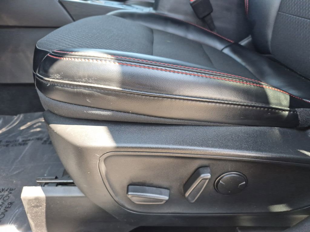 Used 2024 Ford Escape ST-Line image 12