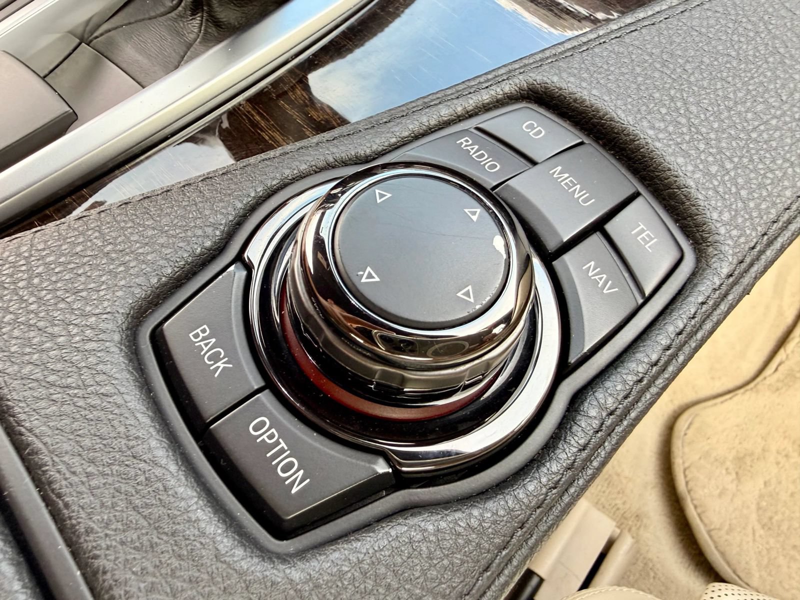 Used 2012 BMW 650i xDrive Convertible AWD/4WD image 58