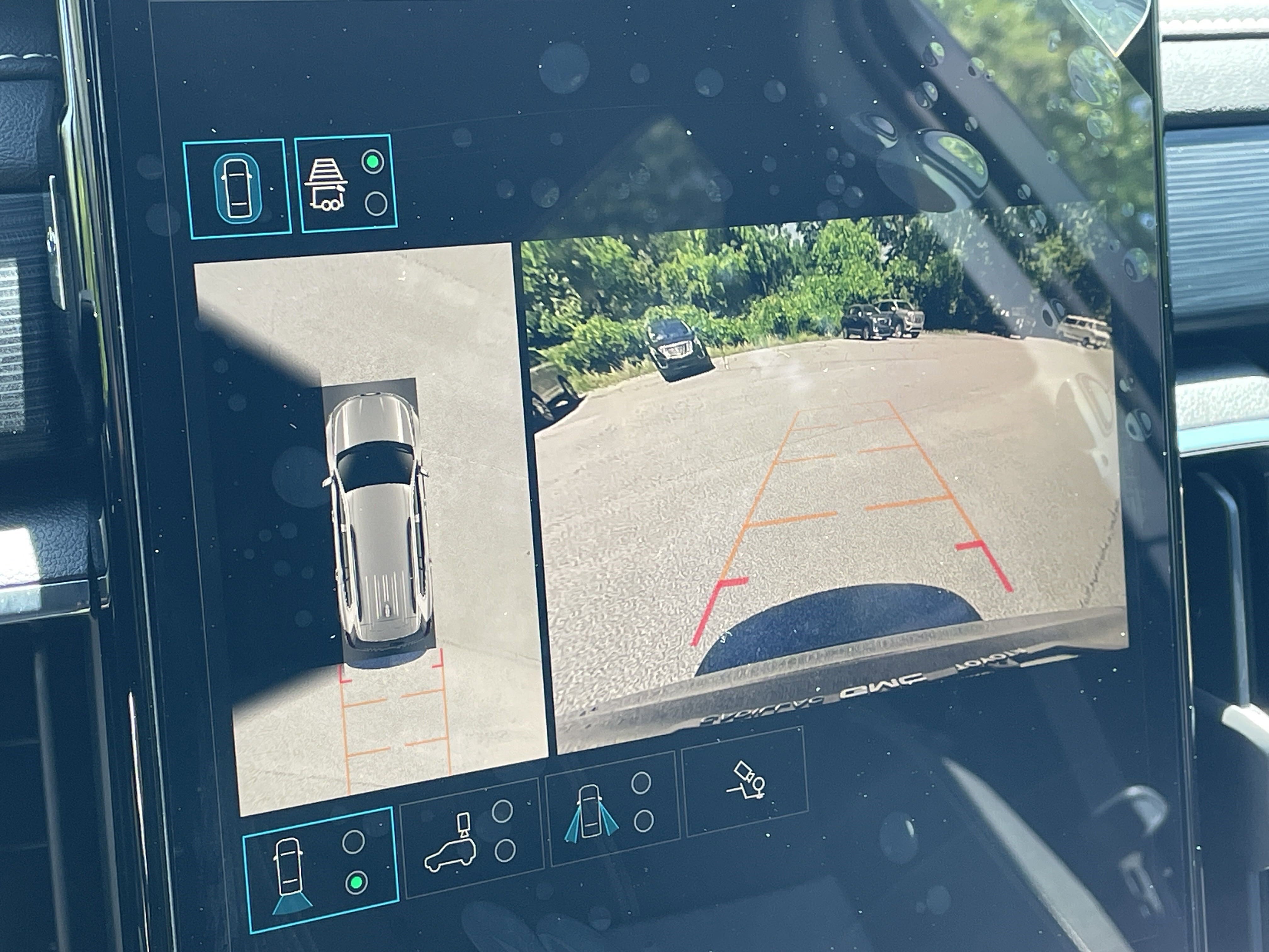 New 2025 GMC Acadia Elevation image 25