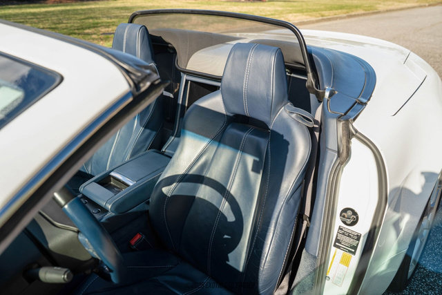 Used 2008 Aston Martin V8 Vantage Roadster 6-Speed image 52