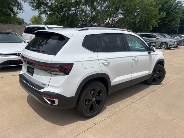 New 2026 Volkswagen Taos SEL AWD/4WD image 6