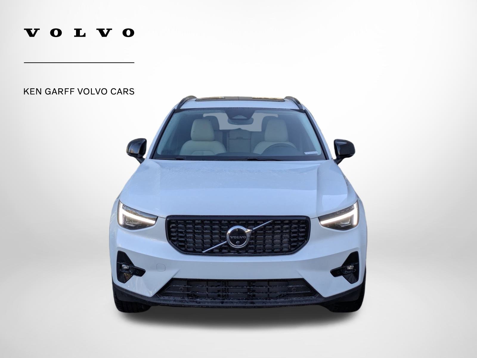 New 2026 Volvo XC40 B5 Plus w/ Climate Package image 9