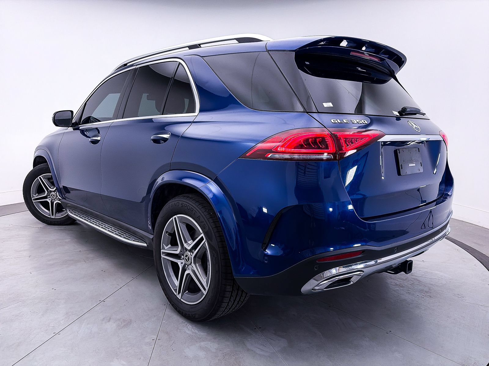 Used 2022 Mercedes-Benz GLE 350 image 2
