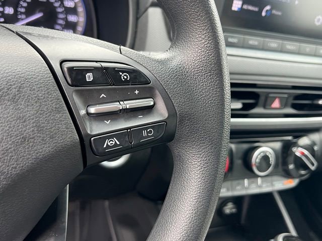 Used 2022 Hyundai Kona SEL image 21