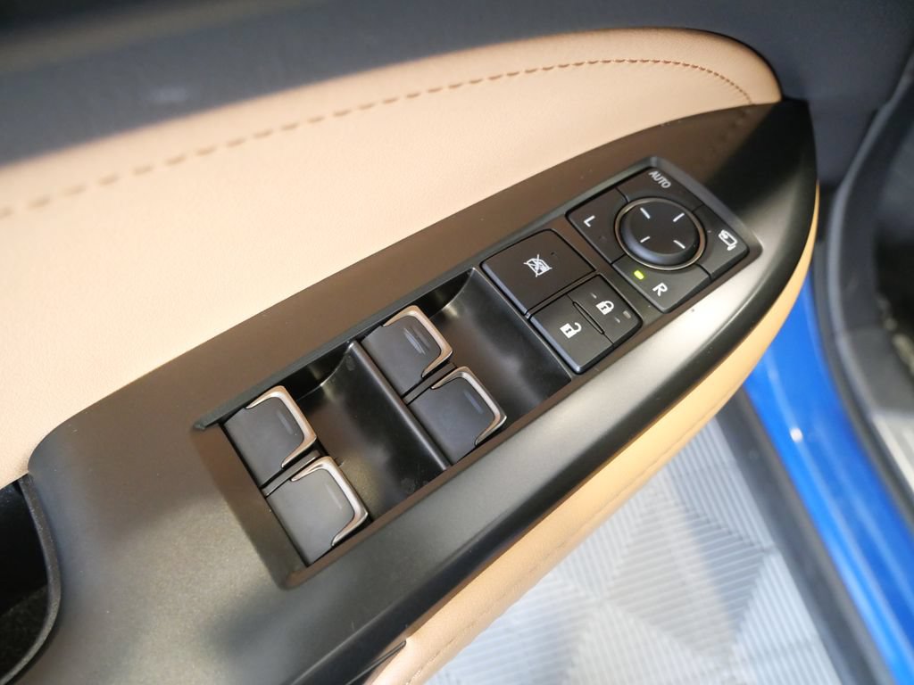 Certified 2025 Lexus NX 350h AWD w/ Accessory Package (2T) image 17