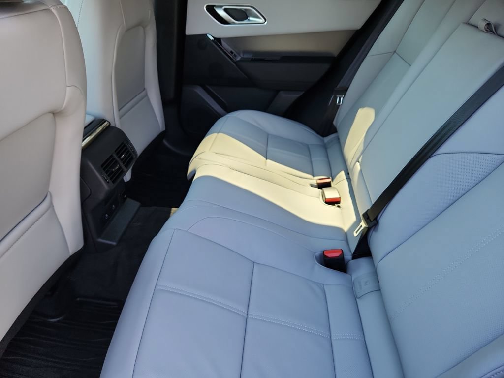 New 2026 Land Rover Range Rover Velar S AWD/4WD image 4