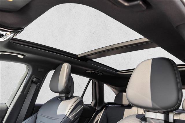 Certified 2026 Mercedes-Benz GLC 300 4MATIC image 13