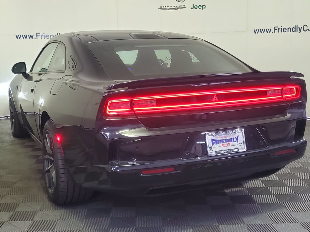 Used 2024 Dodge Charger Daytona Scat Pack w/ Plus Group AWD/4WD image 4