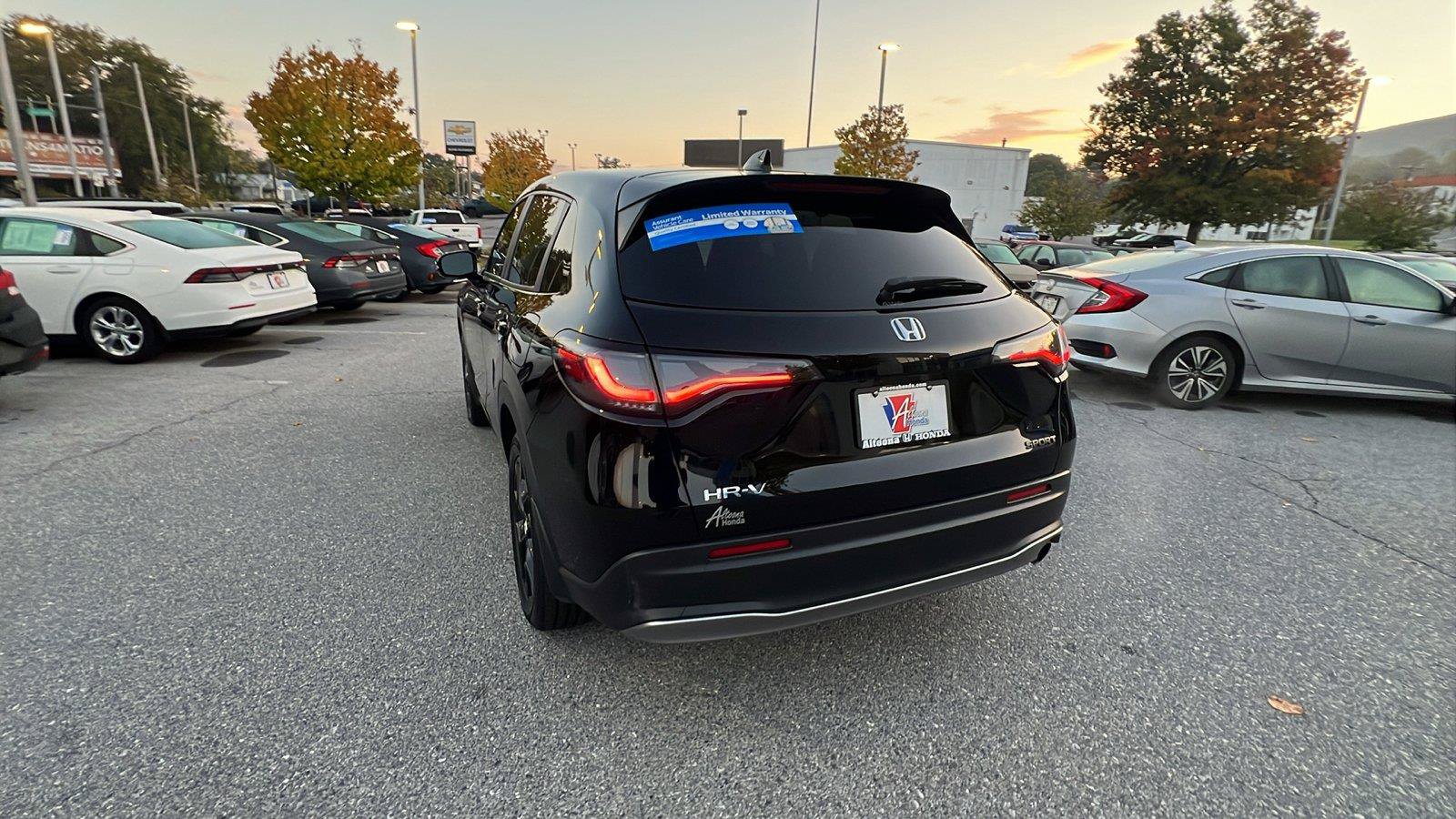Used 2023 Honda HR-V Sport image 6