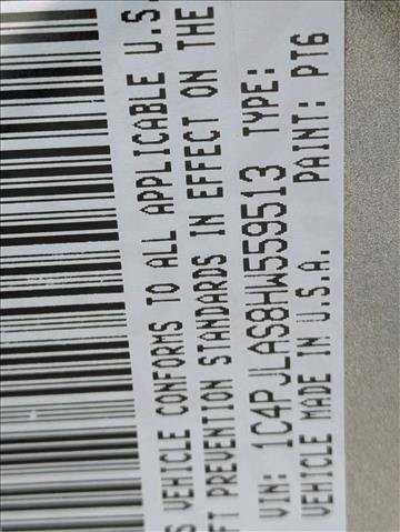 Used 2017 Jeep Cherokee Sport image 24