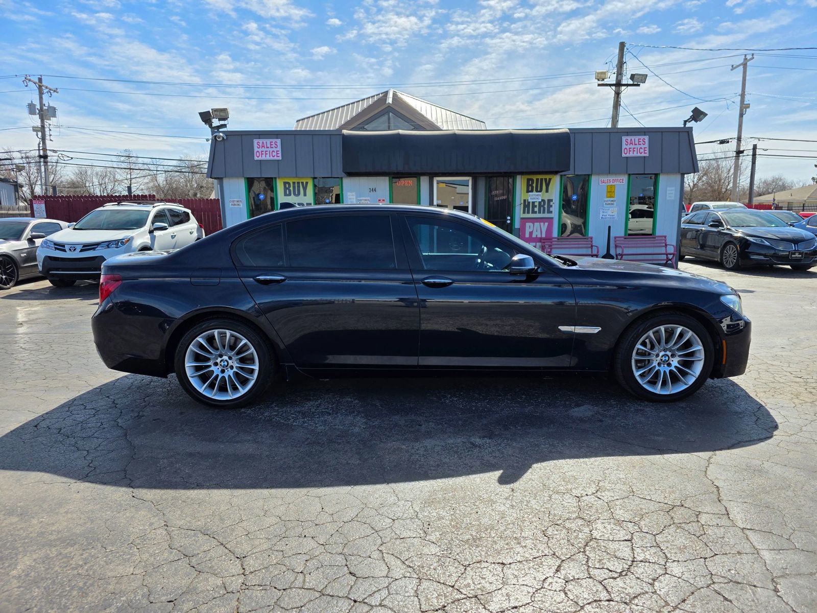 Used 2014 BMW 750Li xDrive AWD/4WD image 27