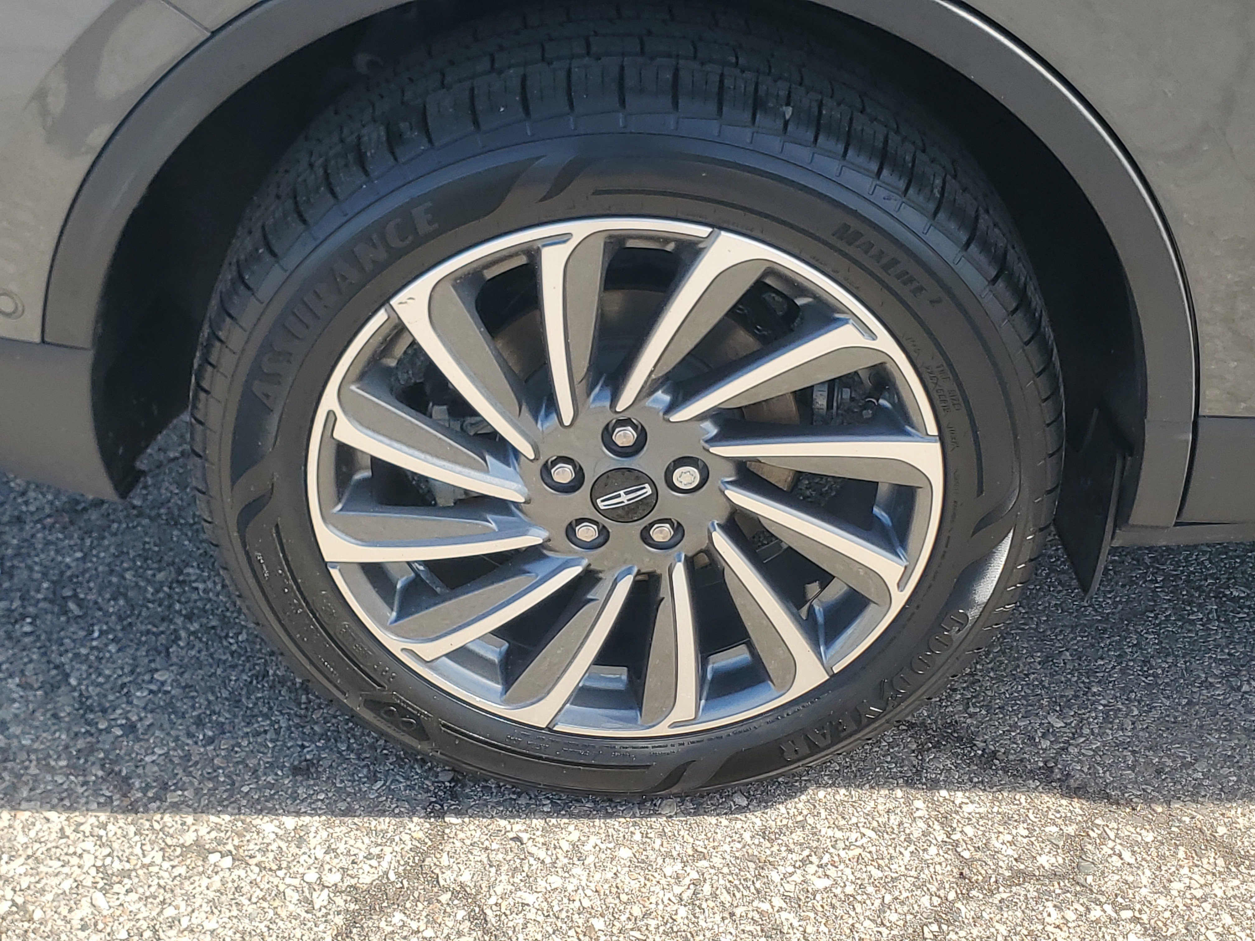 Certified 2023 Lincoln Corsair Reserve w/ Equipment Group 202A AWD/4WD image 7