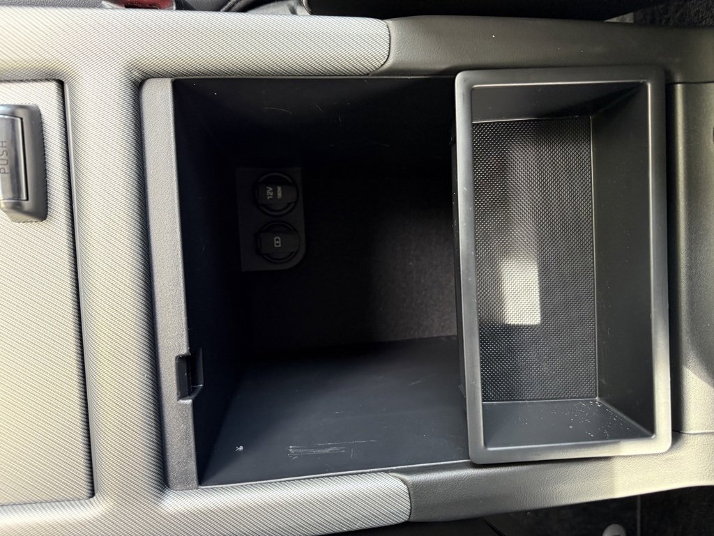 Used 2025 Hyundai Palisade SEL image 40