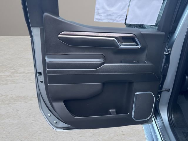 Used 2023 Chevrolet Silverado 1500 LTZ image 16