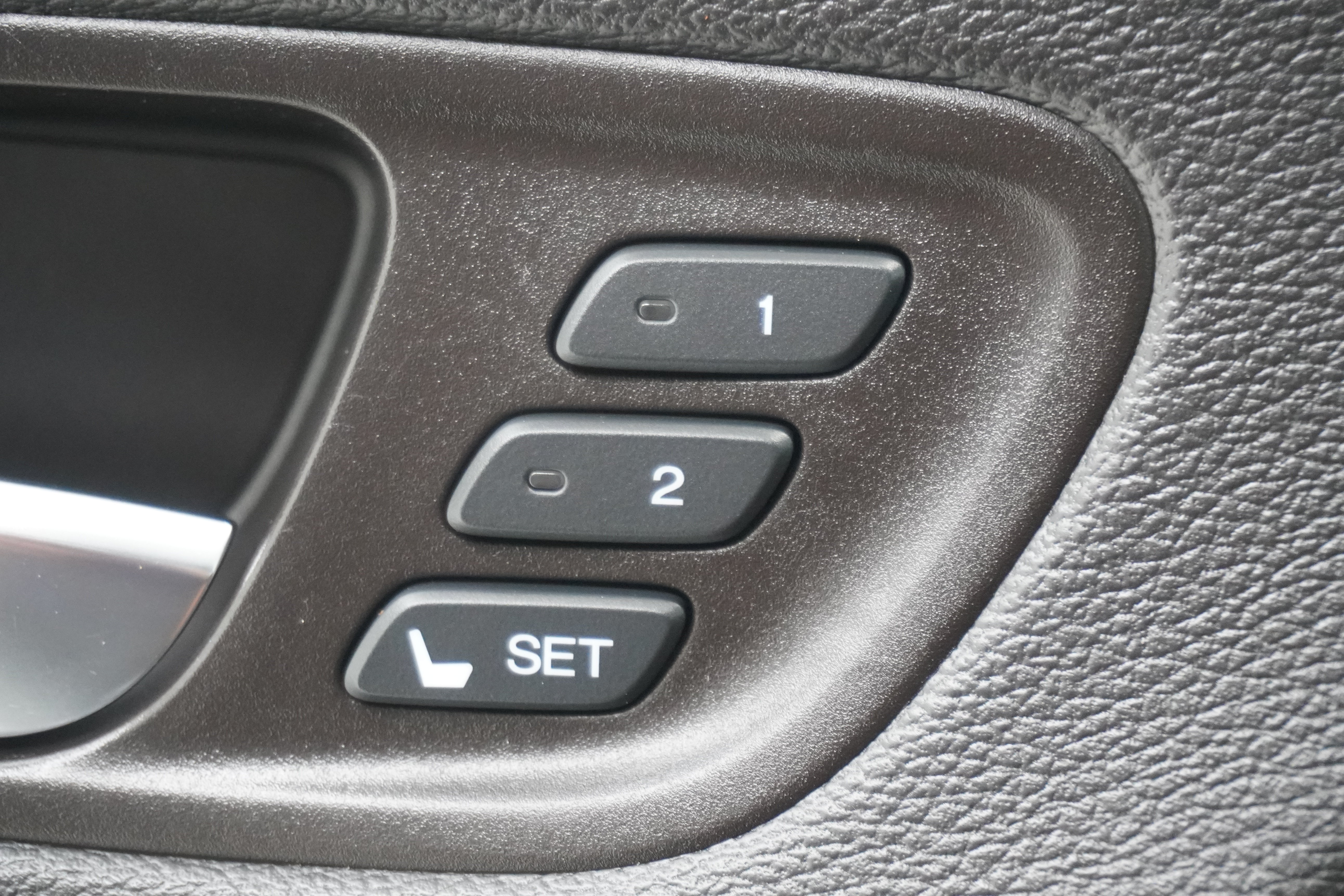 Used 2019 Acura MDX w/ Technology Package FWD image 17