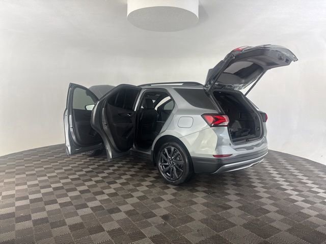 Used 2024 Chevrolet Equinox RS image 20