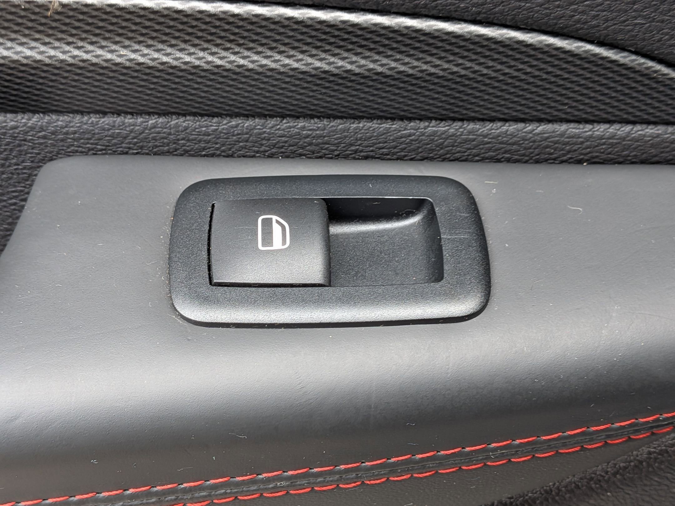 Used 2024 Dodge Durango GT image 29