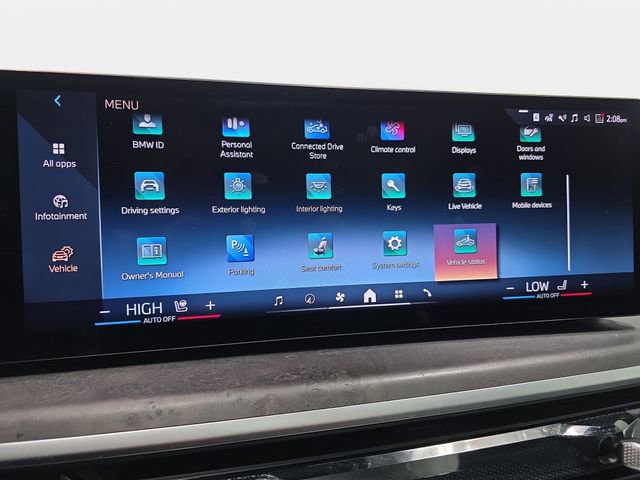 Certified 2025 BMW X5 xDrive40i w/ Climate Comfort Package image 17