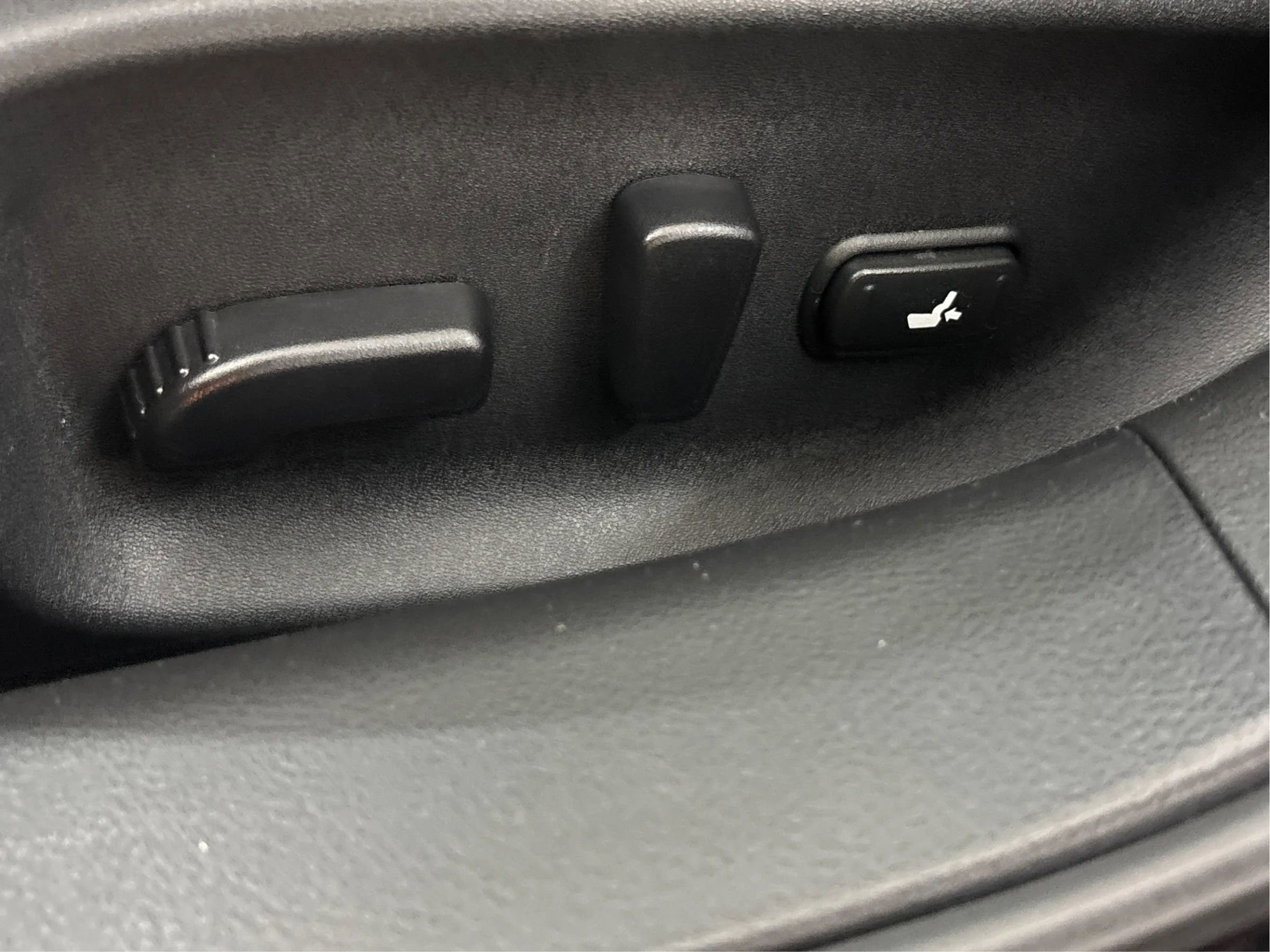 Used 2019 INFINITI Q50 Signature Edition image 25