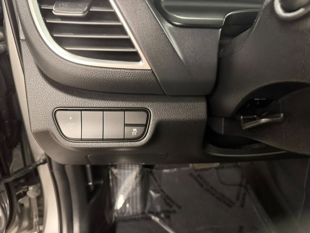 Used 2024 Kia Seltos SX AWD/4WD image 25
