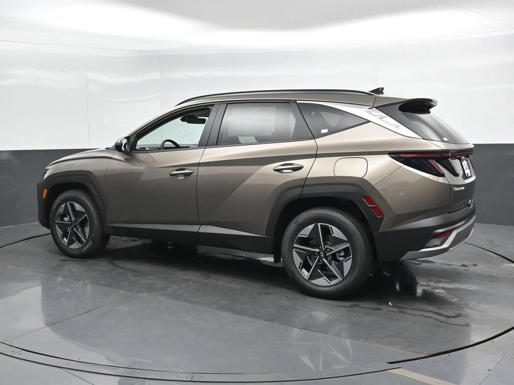 Certified 2025 Hyundai Tucson SEL AWD/4WD image 9