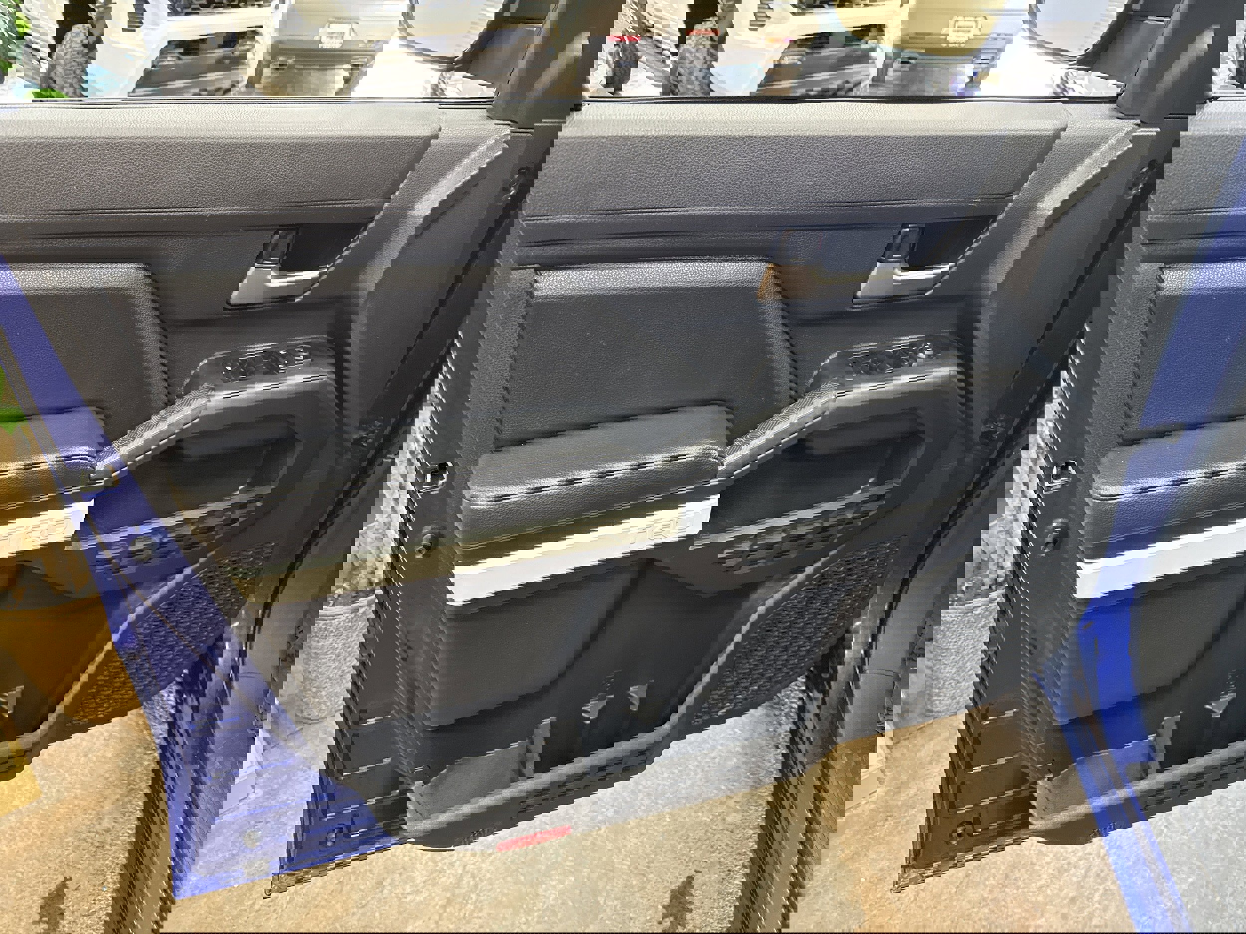 Used 2024 Toyota Tacoma TRD Off-Road image 23