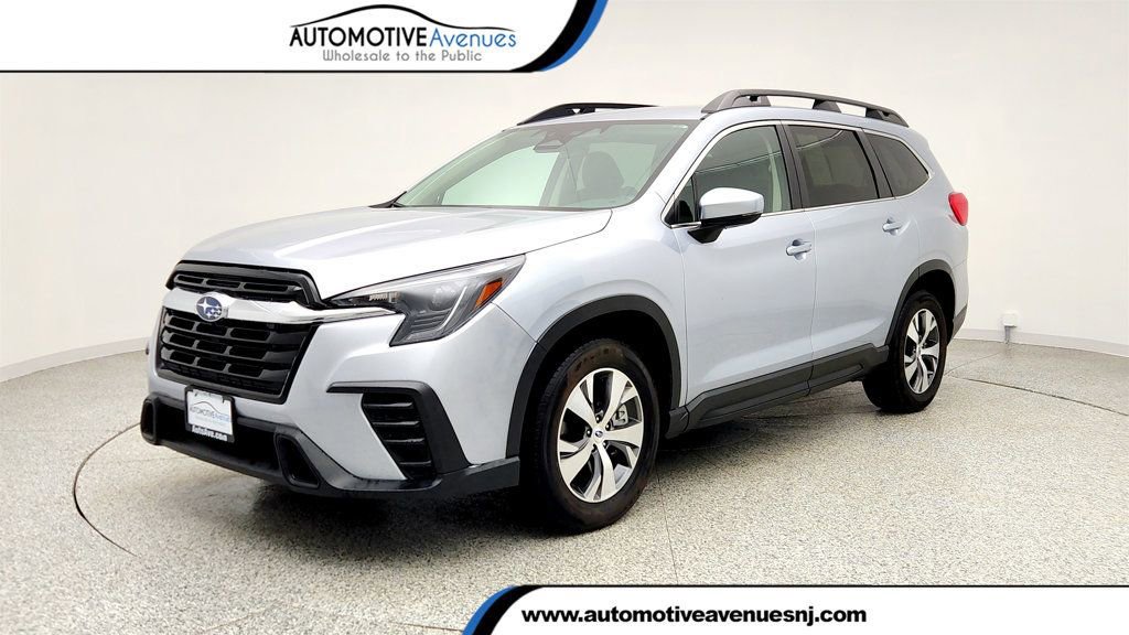 Used 2024 Subaru Ascent Premium w/ Convenience Package AWD/4WD image 1