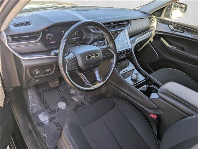 Used 2022 Jeep Grand Cherokee L Laredo w/ Luxury Tech Group I AWD/4WD image 10