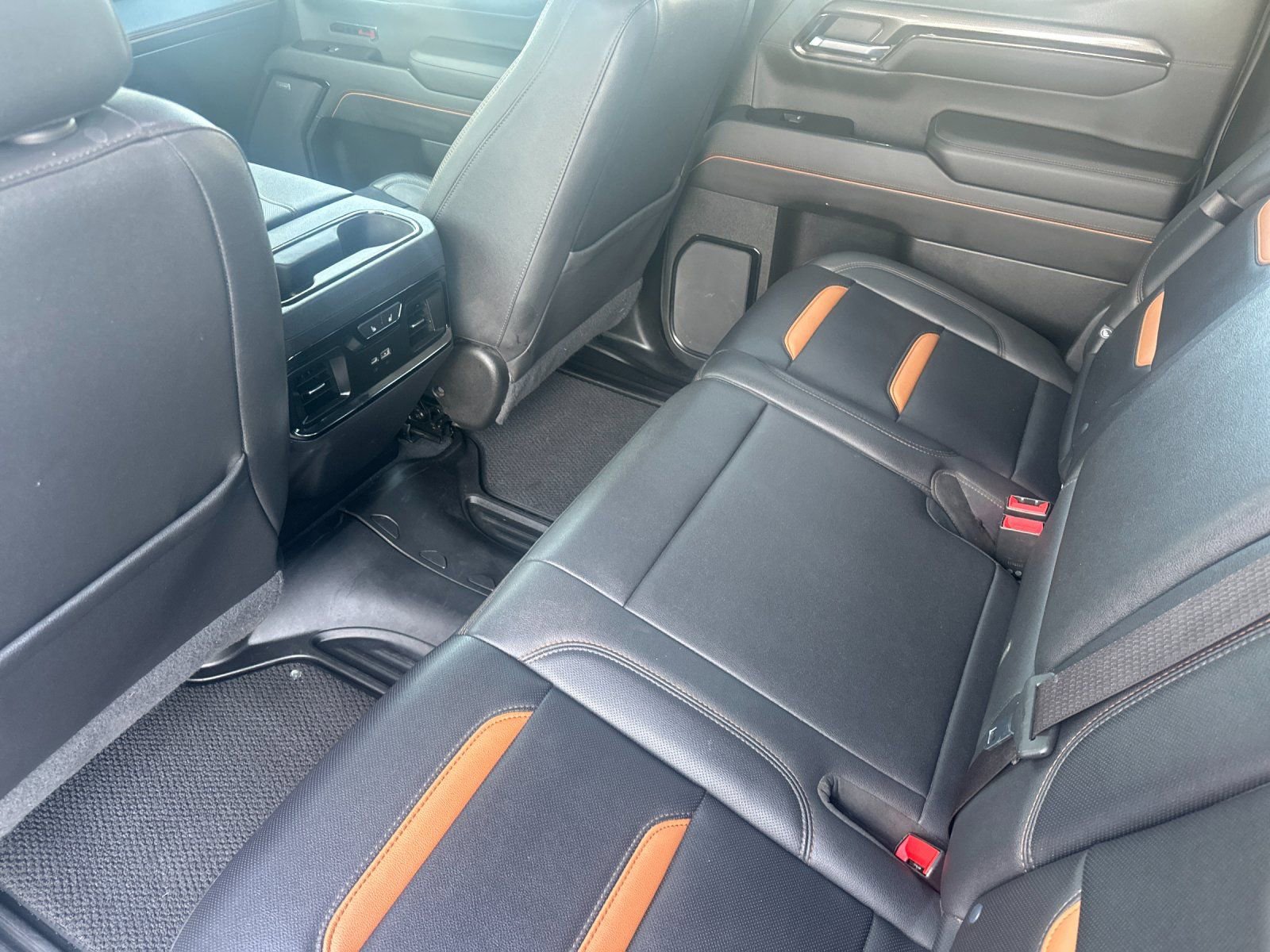 Used 2022 GMC Sierra 1500 AT4 w/ AT4 Preferred Package image 13